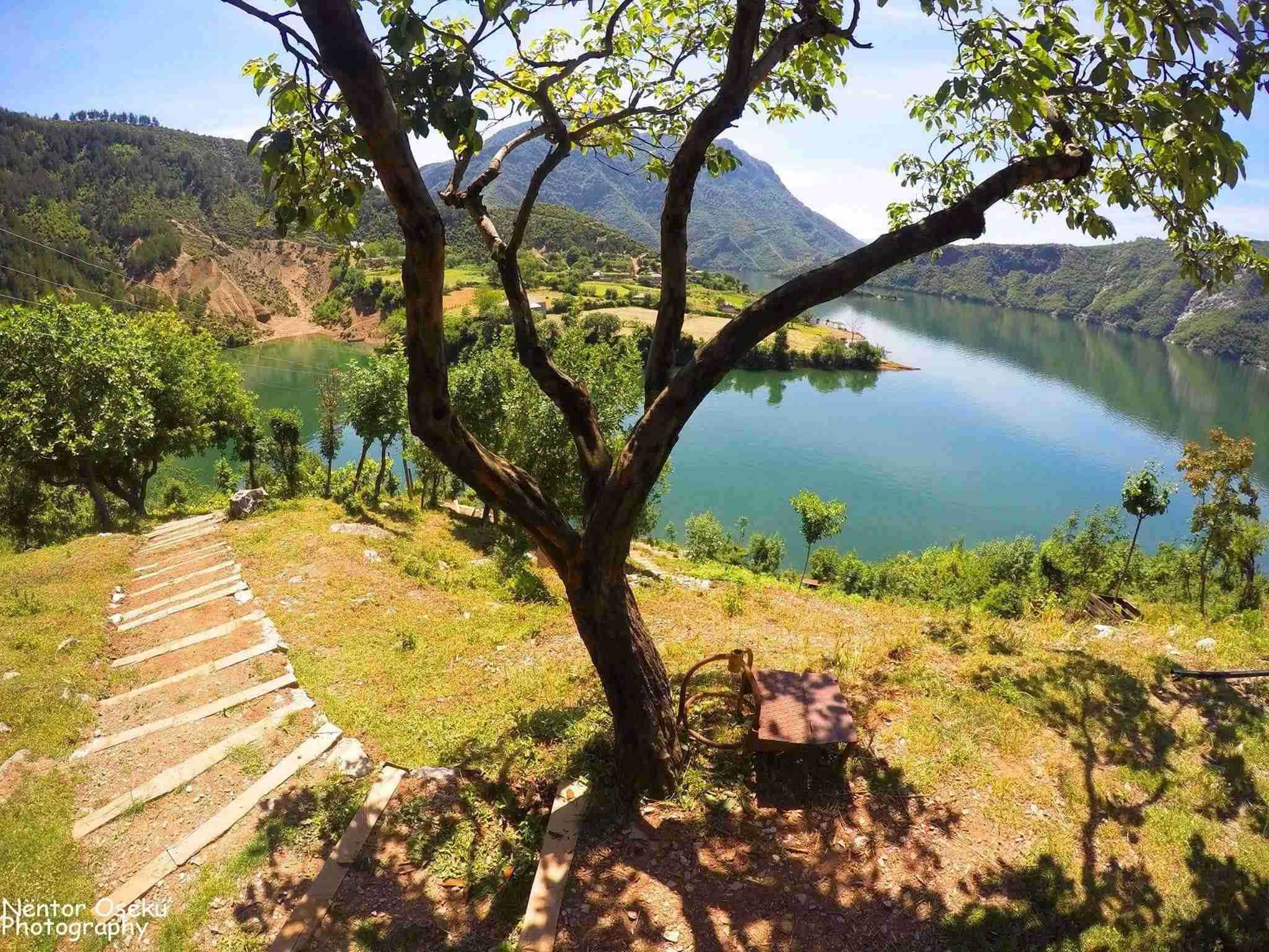 Guided trekking (local partners)